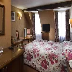 Meslay Republique Hotel