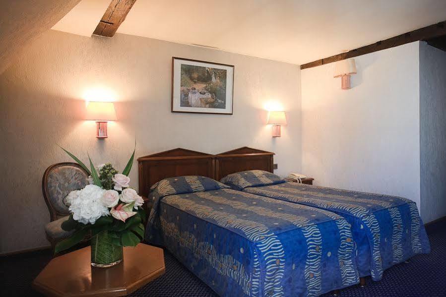 Meslay Republique Parigi