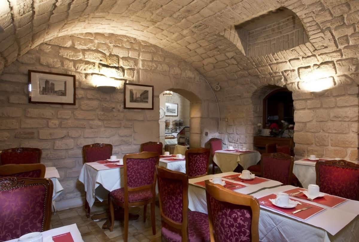 Hotel Meslay Republique Parigi